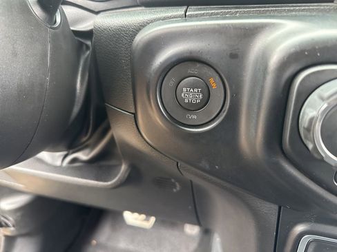 Used 2022 Jeep Wrangler Unlimited Sahara 4xe image 19