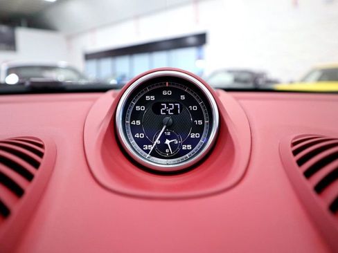 Used 2023 Porsche 718 Boxster Spyder image 33