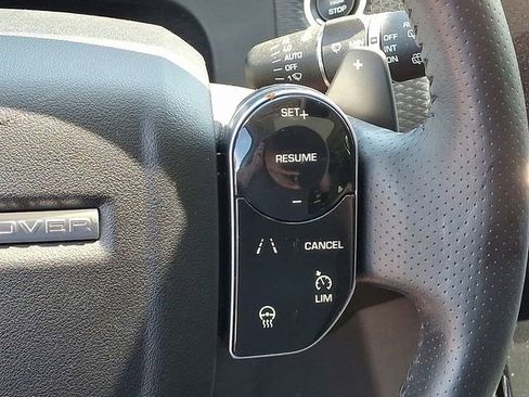 Used 2018 Land Rover Range Rover Velar S image 29
