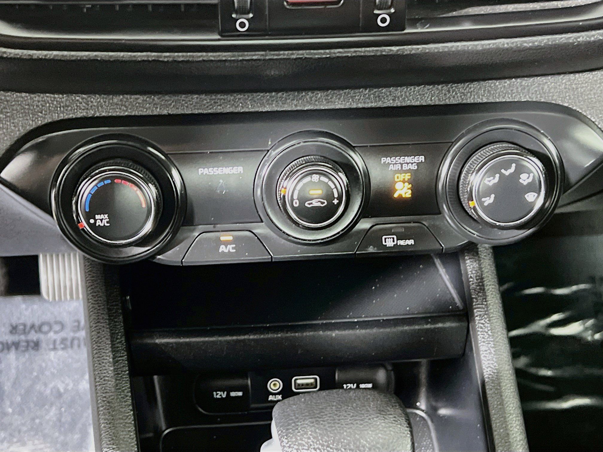 Used 2020 Kia Forte LXS FWD image 24