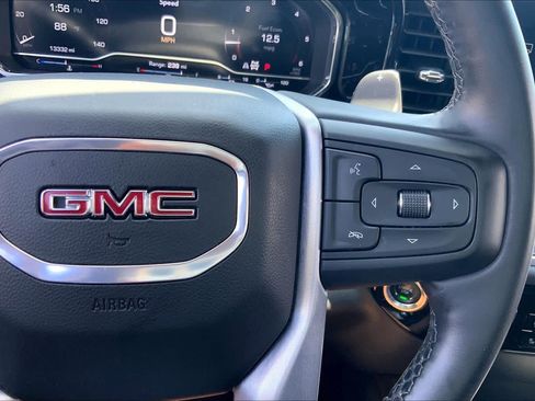 Used 2025 GMC Sierra 1500 SLT AWD/4WD image 25