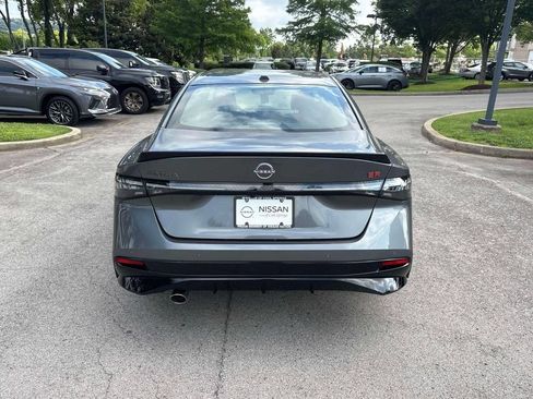 New 2026 Nissan Sentra SR w/ SR Premium Package FWD image 6