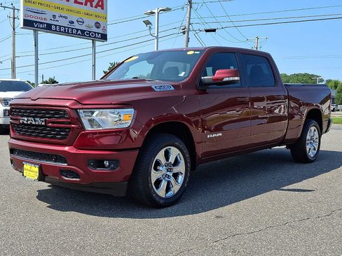Used 2022 RAM 1500 Big Horn AWD/4WD image 3
