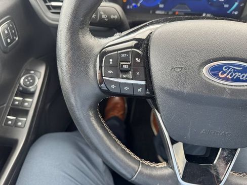Used 2021 Ford Escape Titanium w/ Titanium Elite Package AWD/4WD image 18