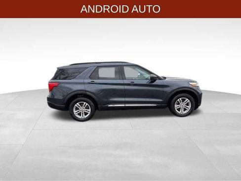 Used 2022 Ford Explorer XLT image 8