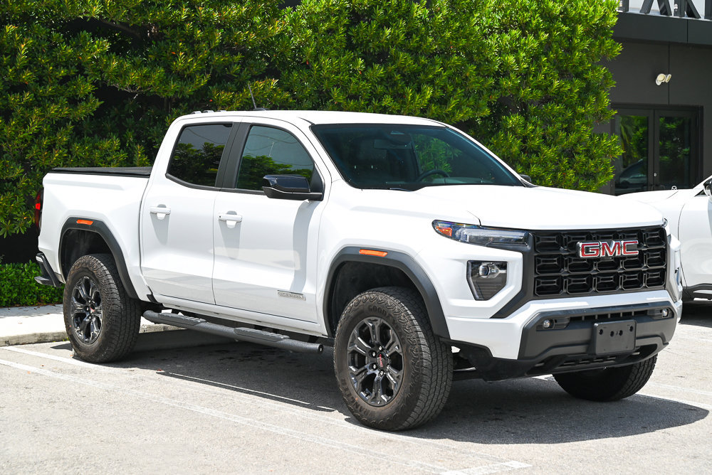 Used 2024 GMC Canyon Elevation w/ Elevation Premium Package RWD image 3