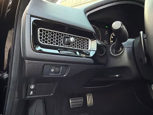 Used 2024 Honda Civic Sport image 30