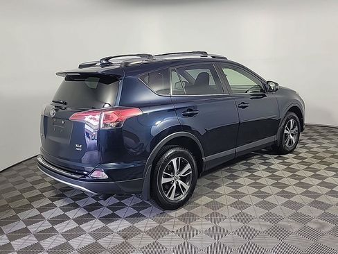 Used 2018 Toyota RAV4 XLE w/ Plus Extra Value Package AWD/4WD image 4