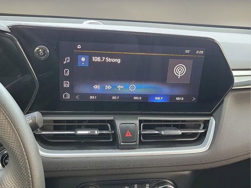 Used 2024 Chevrolet TrailBlazer LS w/ LS Convenience Package image 15