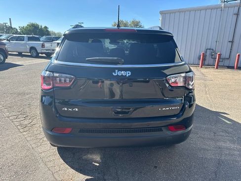 Used 2025 Jeep Compass Trailhawk AWD/4WD image 7