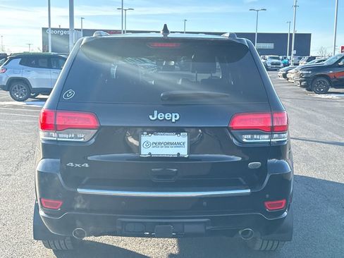 Used 2019 Jeep Grand Cherokee Overland image 4