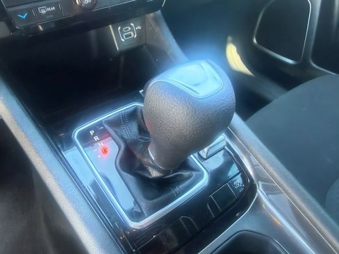 Used 2023 Jeep Compass Sport image 25