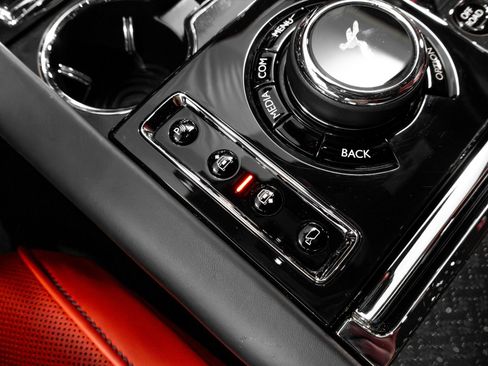 Used 2021 Rolls-Royce Cullinan Black Badge AWD/4WD image 84