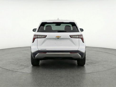 Used 2025 Chevrolet Equinox LT image 7