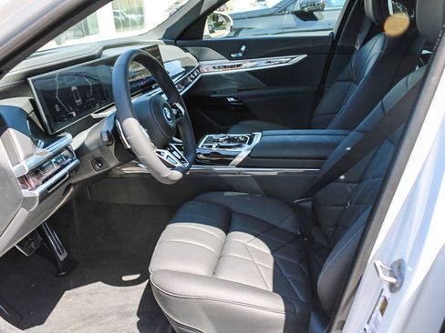 New 2026 BMW i7 eDrive50 w/ M Sport Package RWD image 15