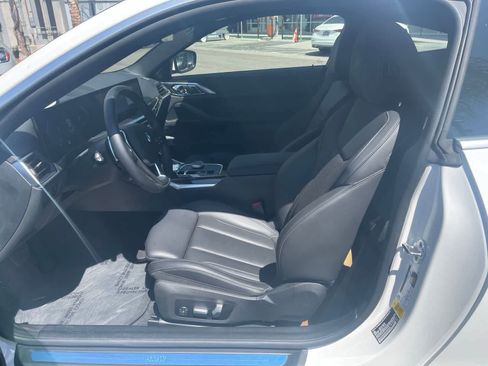 Used 2024 BMW 430i Coupe w/ Convenience Package RWD image 6