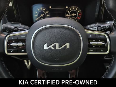 Certified 2023 Kia Sorento SX FWD image 28