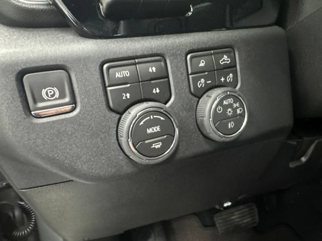 New 2026 Chevrolet Silverado 2500 High Country w/ High Country Premium Package AWD/4WD image 13