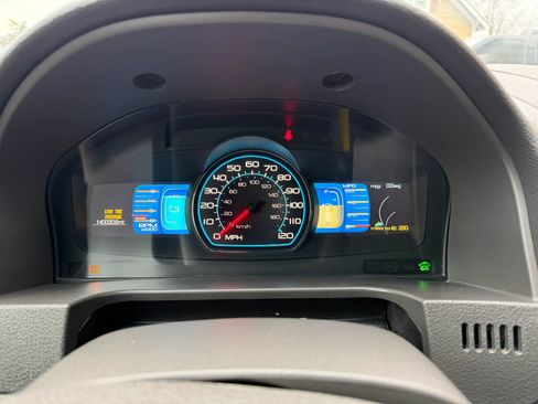 Used 2011 Ford Fusion Hybrid w/ 502A Rapid Spec Order Code image 18