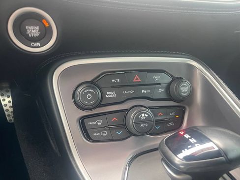 Used 2022 Dodge Challenger R/T Scat Pack RWD image 17