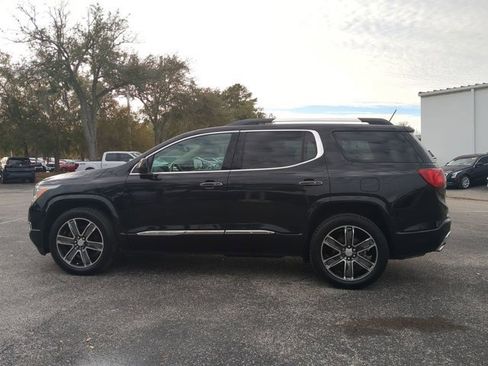 Used 2017 GMC Acadia Denali w/ Technology Package image 7