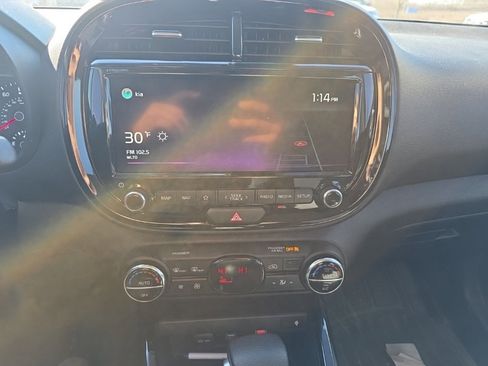 Used 2022 Kia Soul S image 13