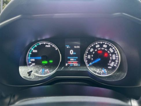Used 2020 Toyota RAV4 LE AWD/4WD image 17