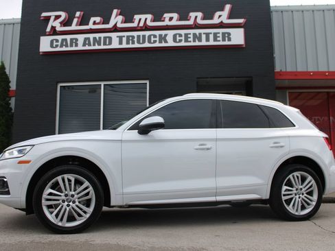 Used 2020 Audi Q5 Prestige AWD/4WD image 4