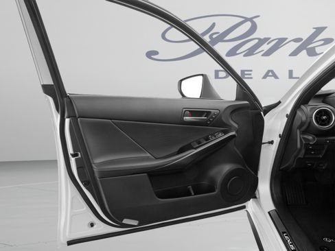 Used 2023 Lexus IS 350 F Sport RWD image 12