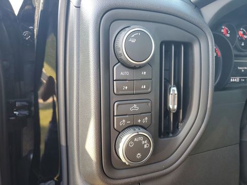 New 2026 Chevrolet Silverado 1500 Custom Trail Boss w/ Dark Appearance Package image 22