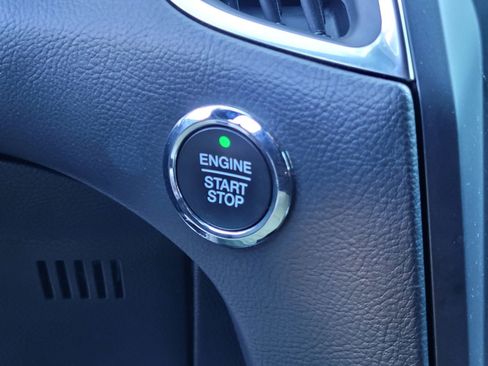 Used 2021 Ford Edge ST image 24