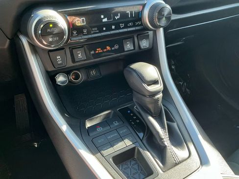 Used 2024 Toyota RAV4 XLE image 24