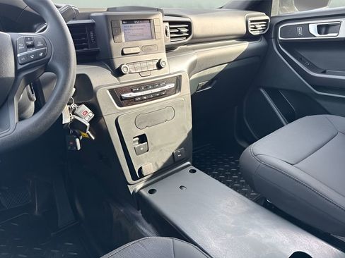Used 2023 Ford Explorer 4WD Police Interceptor image 18