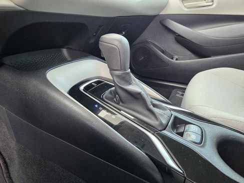 Certified 2022 Toyota Corolla LE FWD image 18