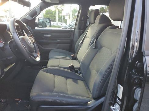 Used 2025 RAM 1500 Tradesman AWD/4WD image 22