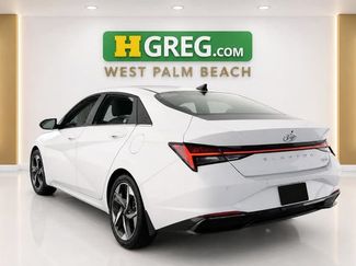 Used 2022 Hyundai Elantra Limited FWD video 2