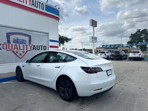 Used 2023 Tesla Model 3 Standard Range image 38