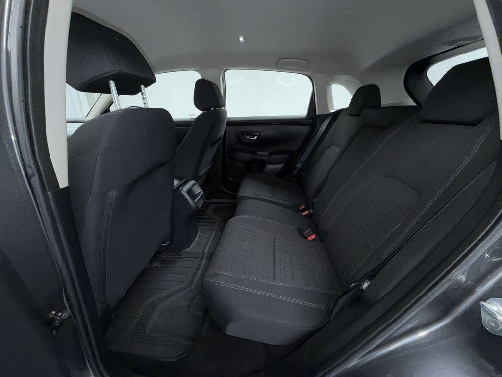 Used 2023 Honda HR-V LX image 13