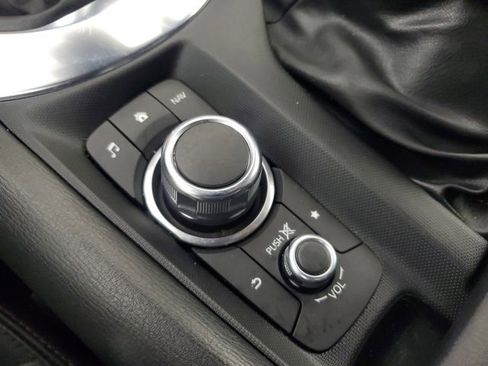 Used 2019 MAZDA MX-5 Miata RF Grand Touring image 25