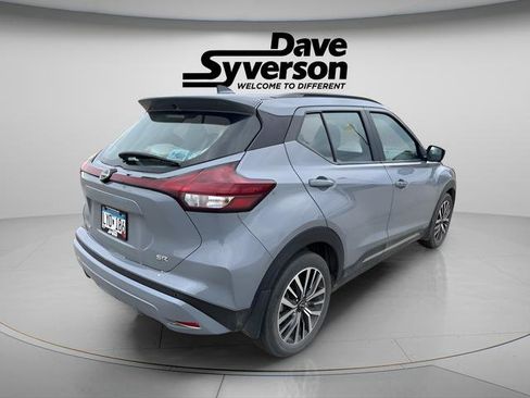 Used 2024 Nissan Kicks SR w/ SR Premium Package image 4