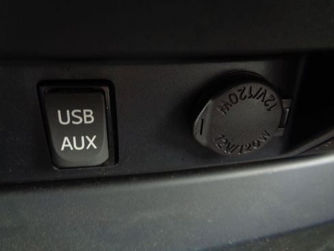 Used 2019 Toyota Tundra SR AWD/4WD image 15