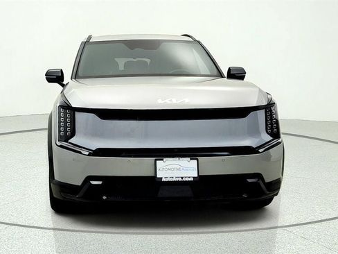 Used 2026 Kia EV9 Land w/ Nightfall Edition Package AWD/4WD image 2
