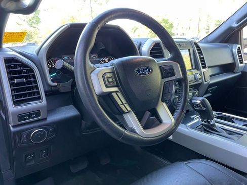 Used 2018 Ford F150 Lariat w/ Equipment Group 502A Luxury AWD/4WD image 9