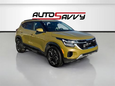 Used 2024 Kia Seltos SX w/ SX Sunroof Package image 1