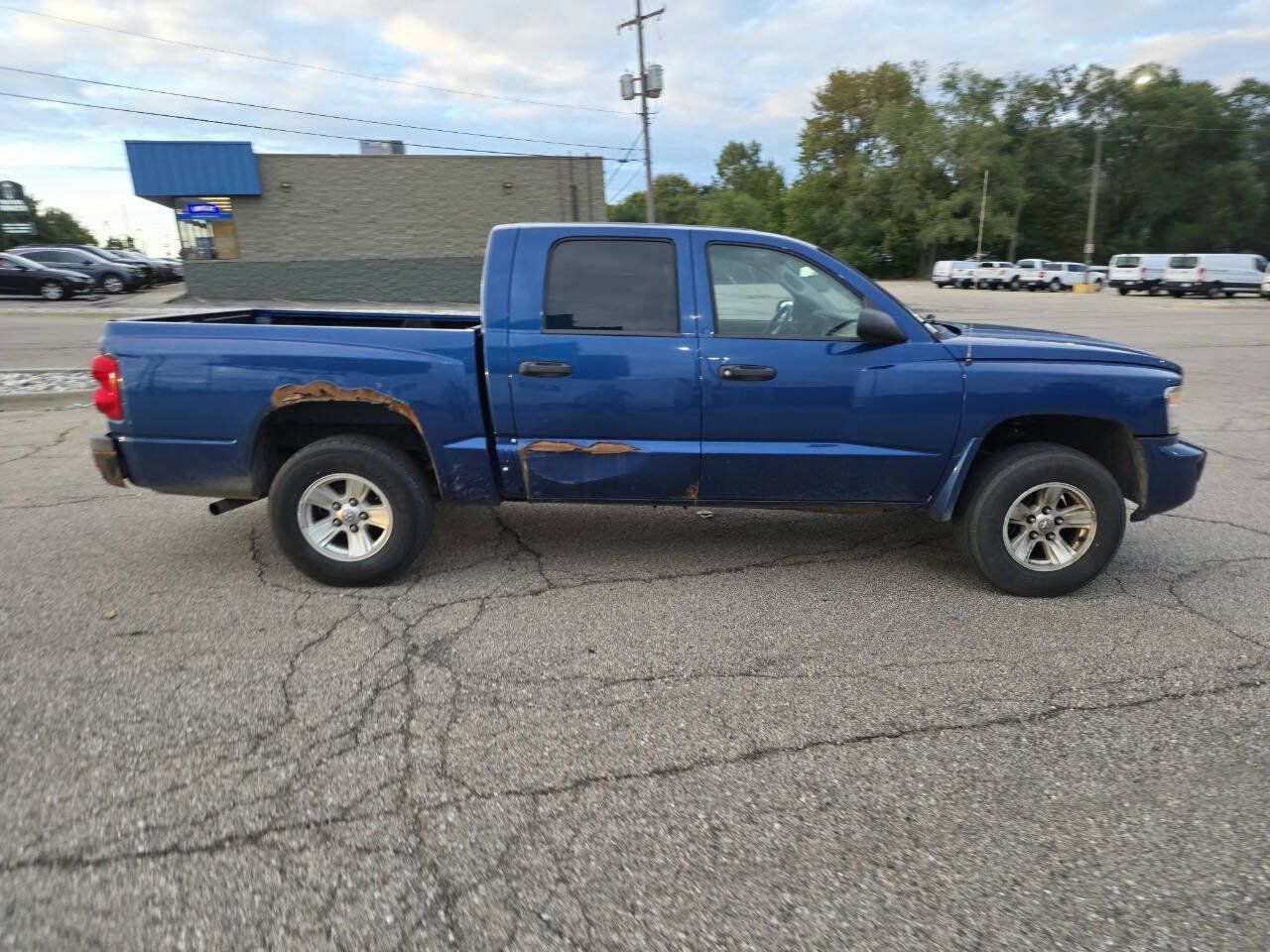 Used 2009 Dodge Dakota ST w/ Exterior Appearance Group RWD image 3