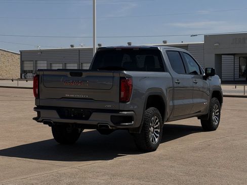Used 2021 GMC Sierra 1500 AT4 AWD/4WD image 4