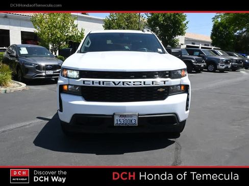 Used 2022 Chevrolet Silverado 1500 Custom RWD image 2