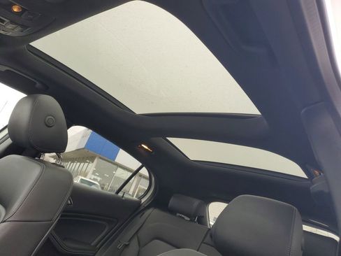 Used 2019 Mercedes-Benz GLA 250 4MATIC w/ Premium Package image 26