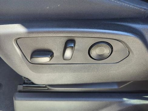 Used 2024 Chevrolet Silverado 1500 Custom RWD image 27