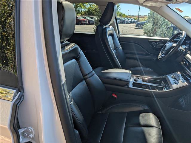 Used 2025 Lincoln Aviator AWD w/ Equipment Group 101A image 14